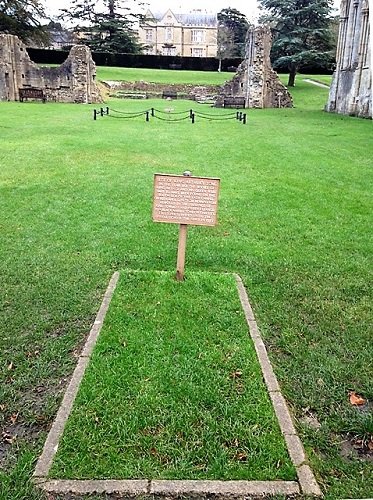 Фото могилы короля артура в англии